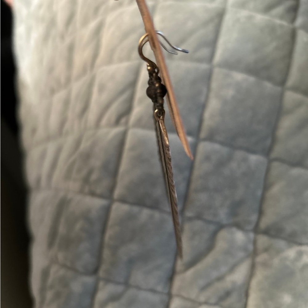 Lucky Brand Silver Feather Drop Earrings - Picture 3 of 4